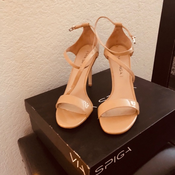 Via Spiga “Tiara” heels - Picture 1 of 3